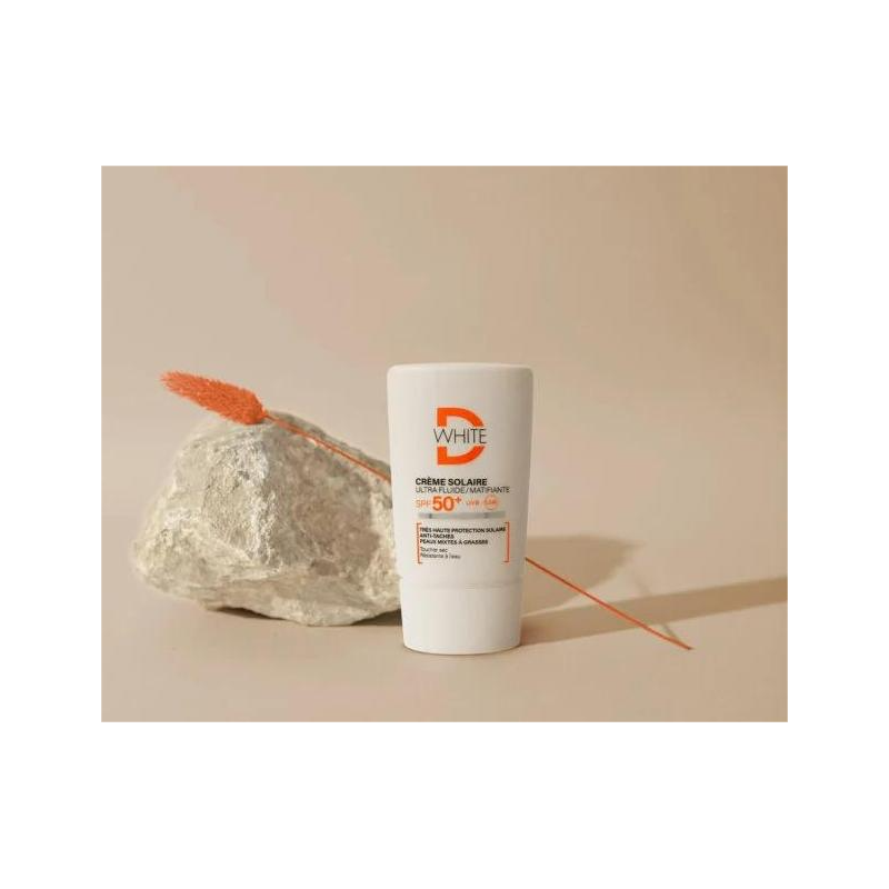 D-White Crème solaire matifiante SPF50+ peaux mixtes à grasses 40 ml D-White Crème solaire matifiante SPF50+ peaux mixtes à grasses 40 ml